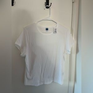 Old Navy basic ribbed tee